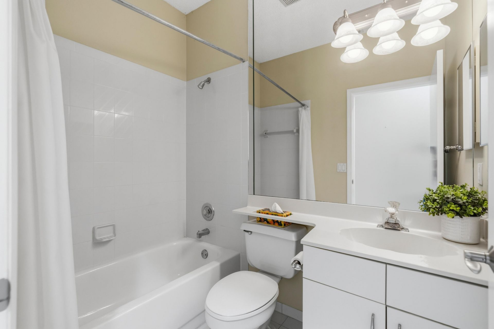 1500 Lacosta Drive W, Pembroke Pines, FL 33027 Photo