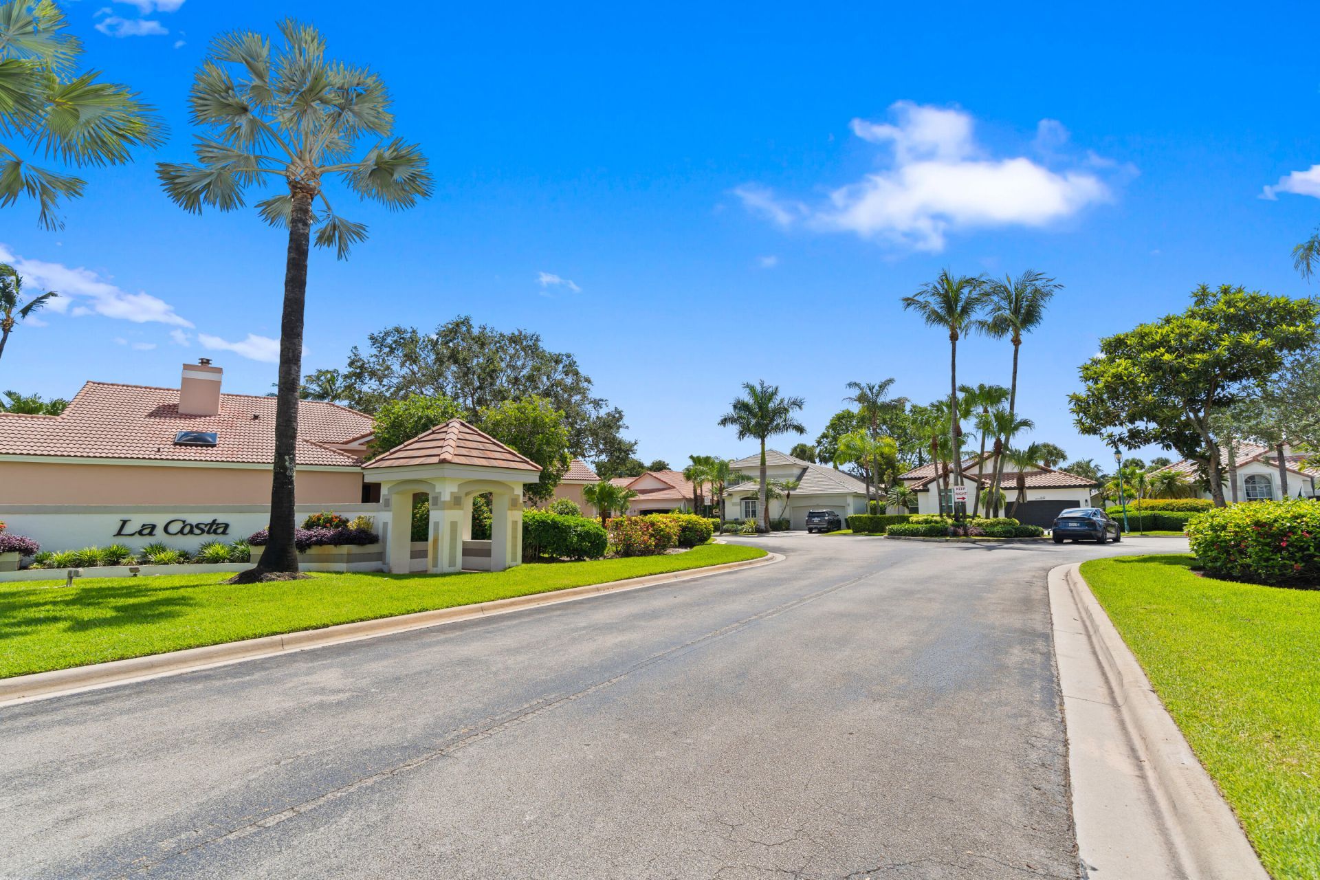 1500 Lacosta Drive W, Pembroke Pines, FL 33027 Photo