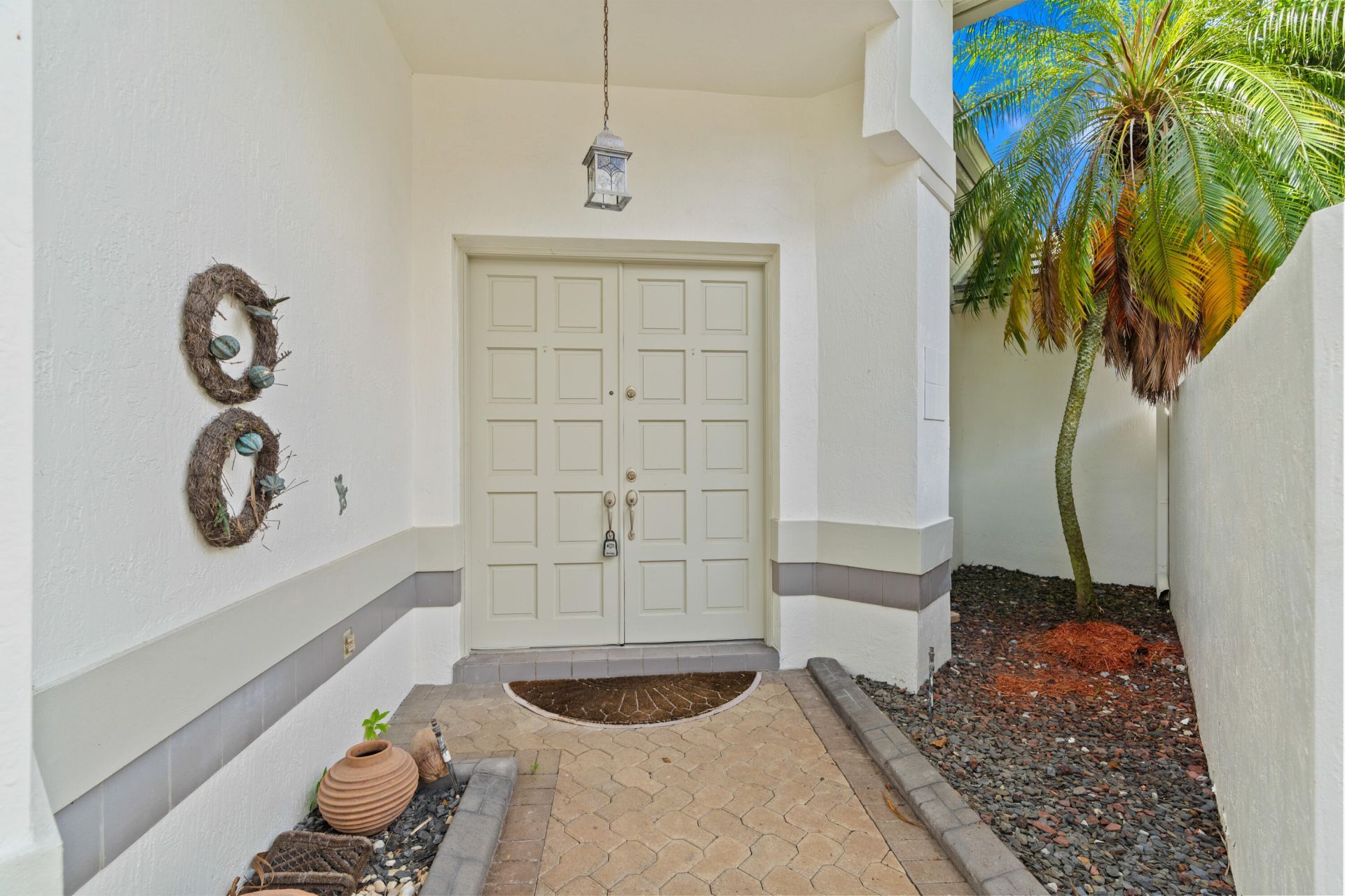 1500 Lacosta Drive W, Pembroke Pines, FL 33027 Photo