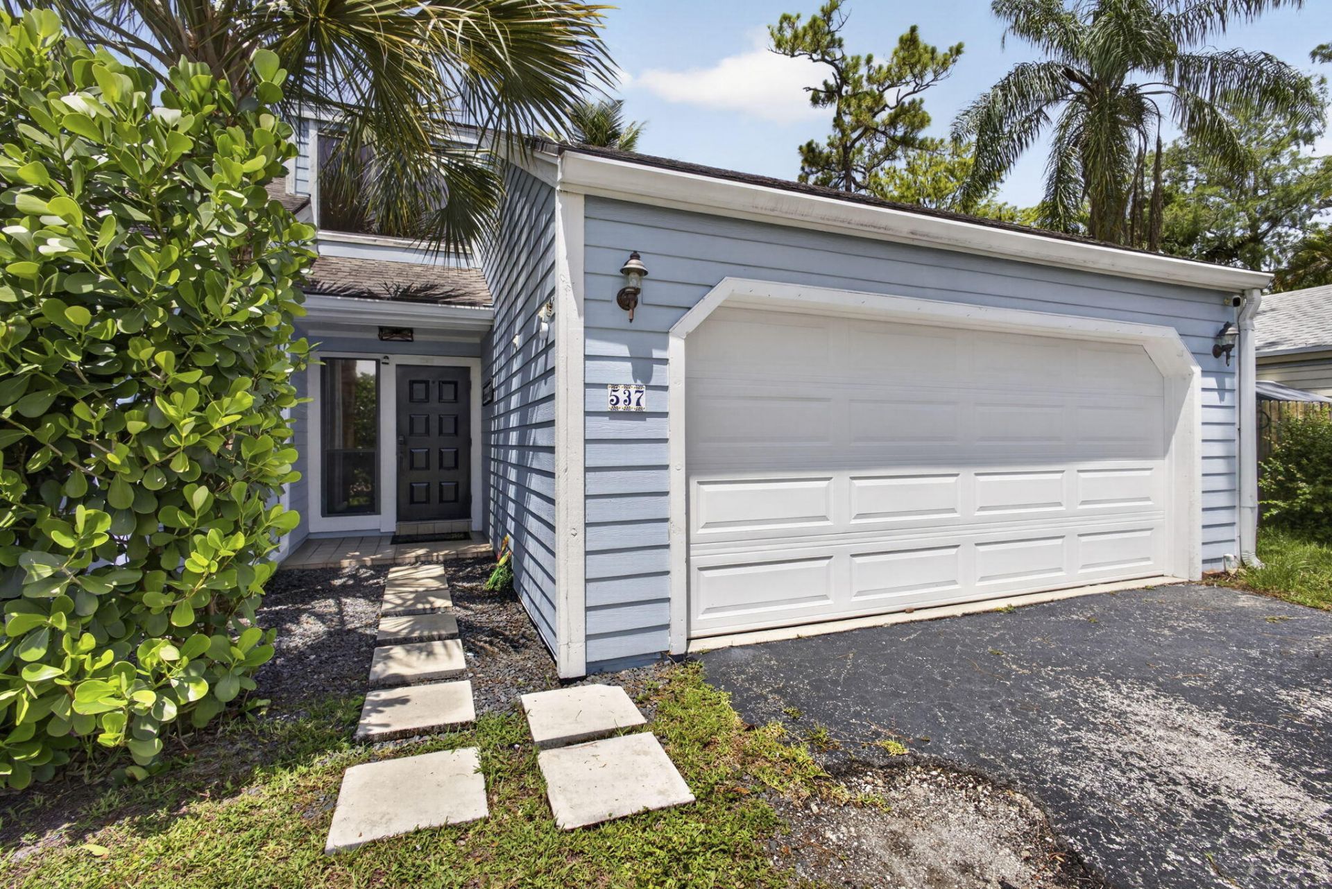 537 Goldenwood Way, Wellington, FL 33414 Photo