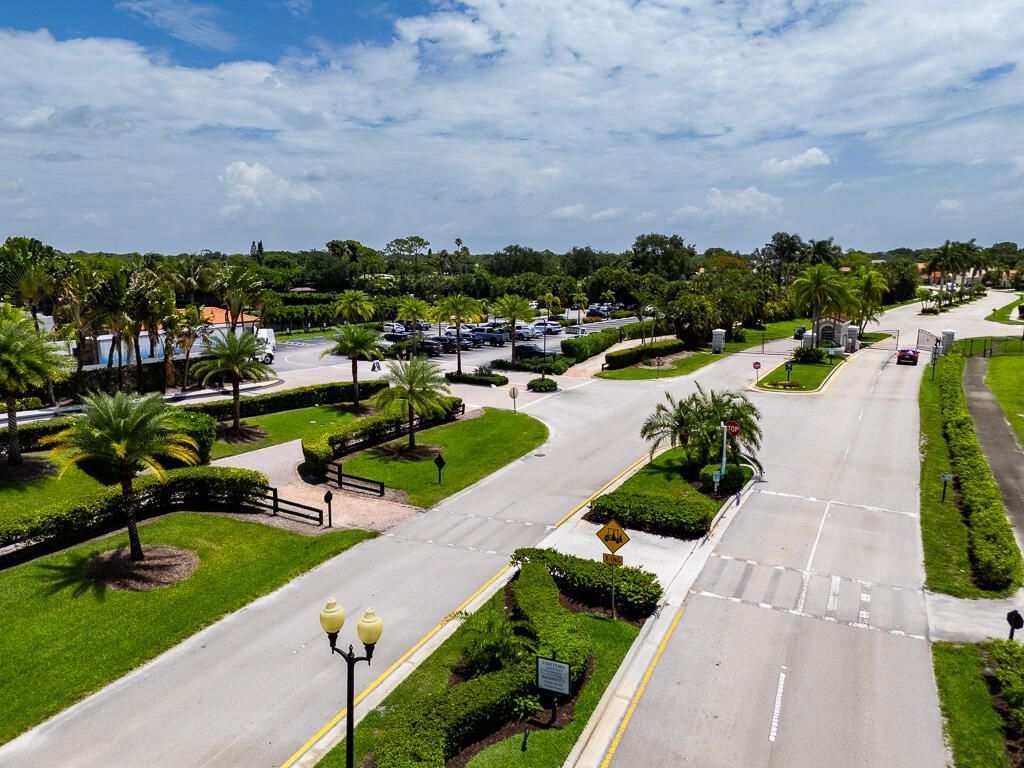 1681 Lakefield North Court, Wellington, FL 33414 Photo