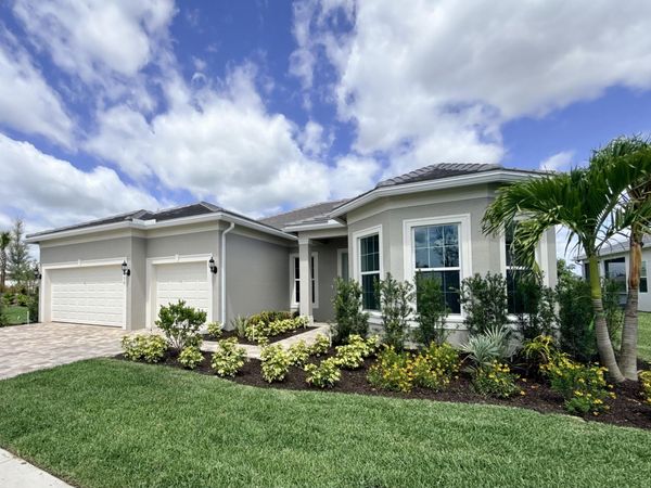 10470 SW Highpointe Drive, Unit 127, Stuart, FL 34997