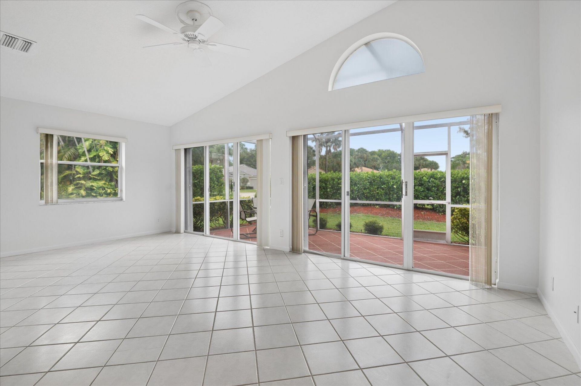 10884 Royal Caribbean Circle, Boynton Beach, FL 33437 Photo