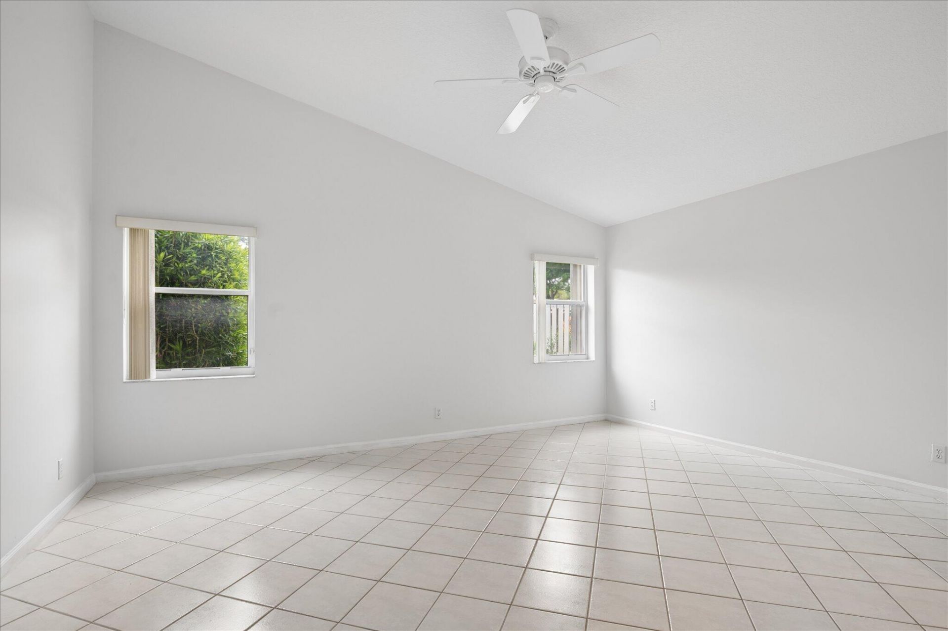 10884 Royal Caribbean Circle, Boynton Beach, FL 33437 Photo
