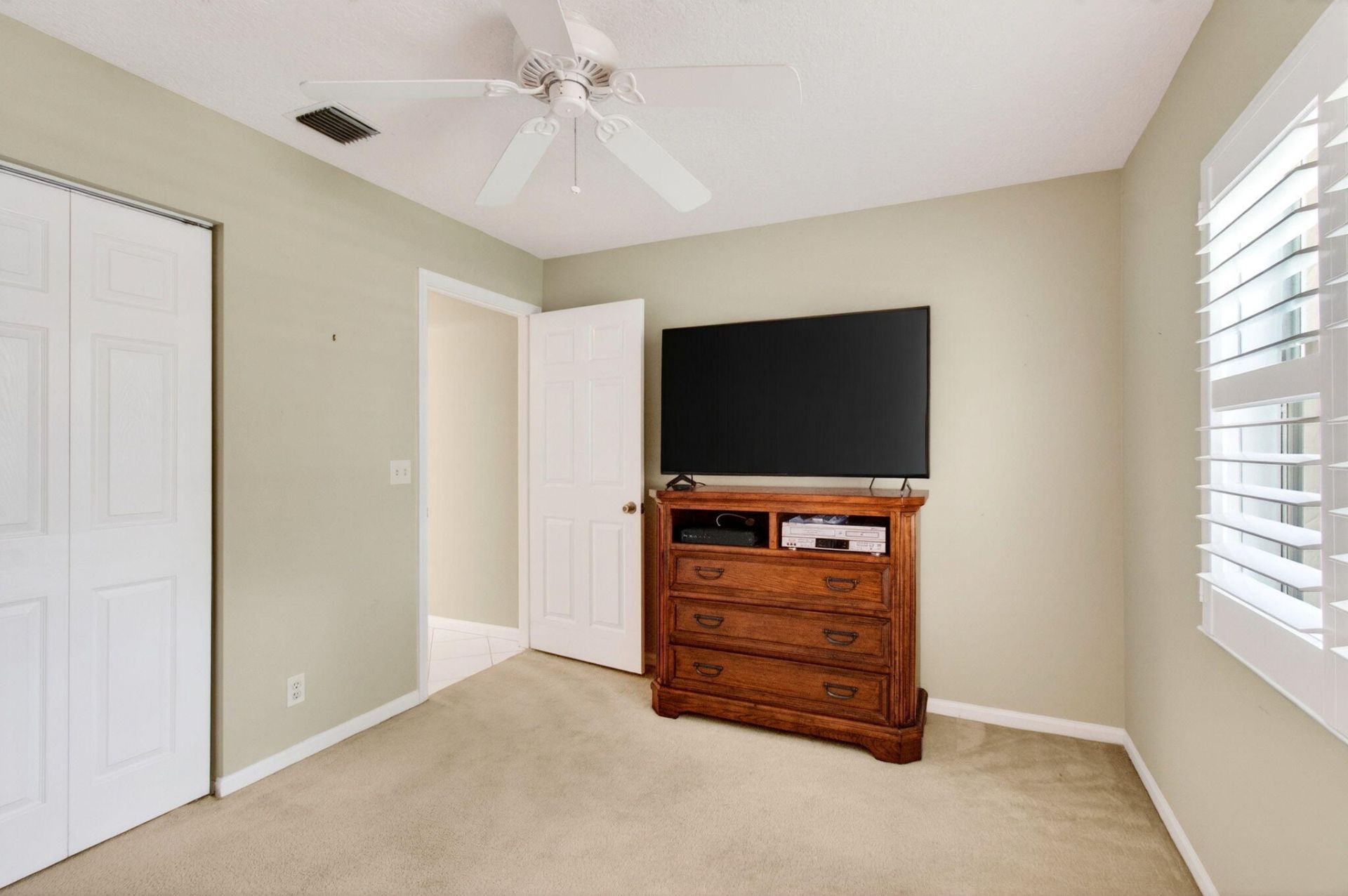 26 Sausalito Drive, Boynton Beach, FL 33436 Photo