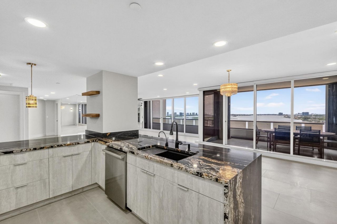 100 Lakeshore Drive, Unit 1755, North Palm Beach, FL 33408 Photo