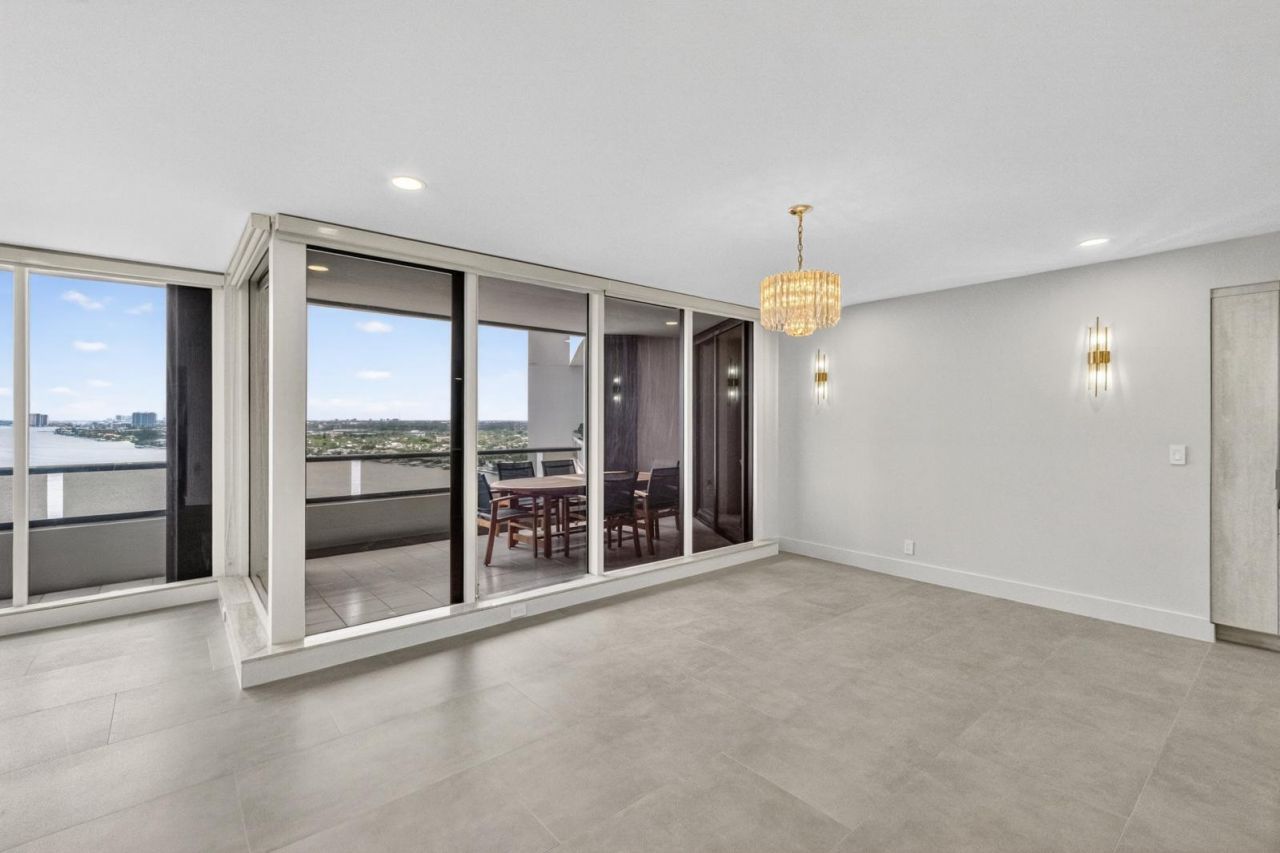 100 Lakeshore Drive, Unit 1755, North Palm Beach, FL 33408 Photo