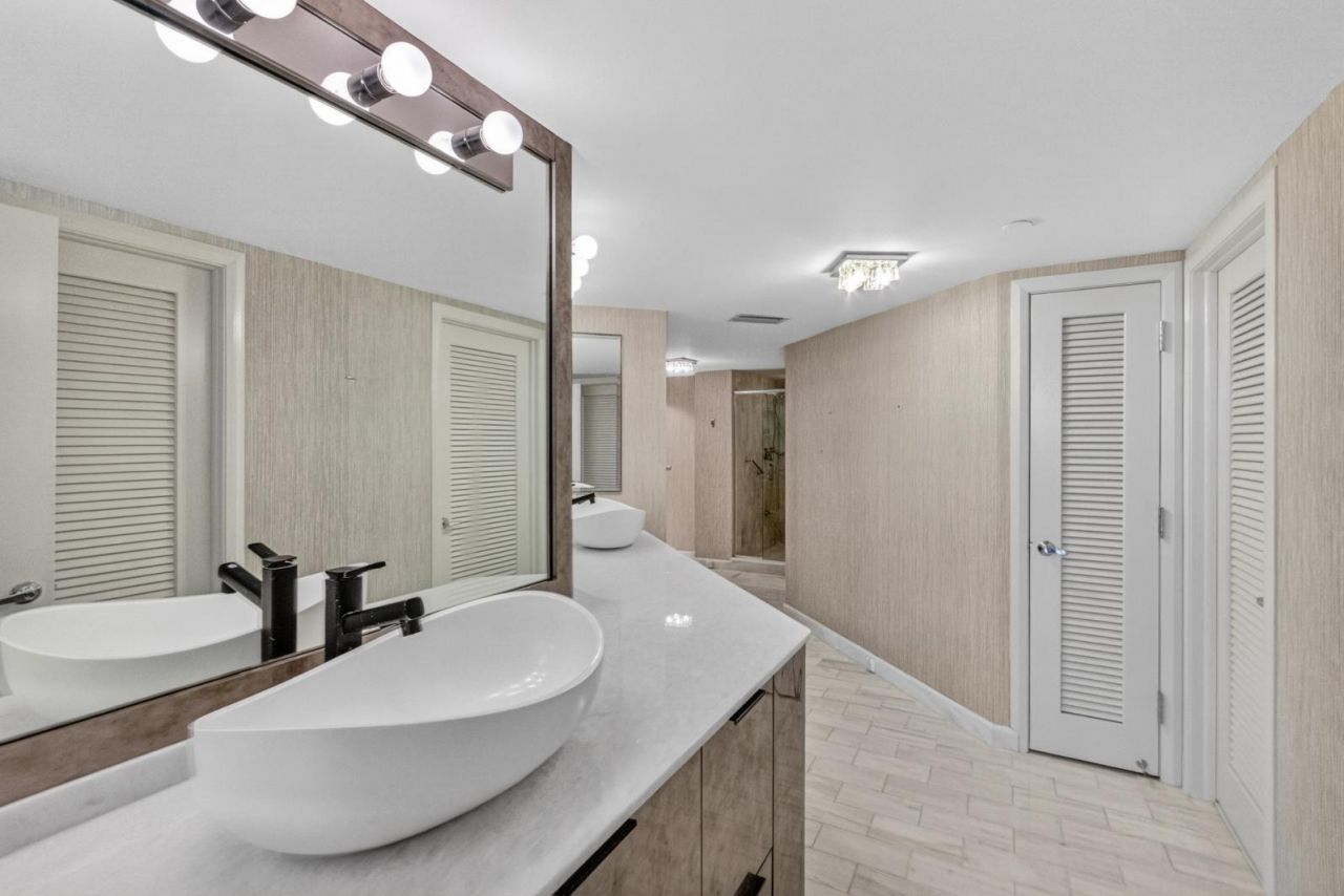 100 Lakeshore Drive, Unit 1755, North Palm Beach, FL 33408 Photo