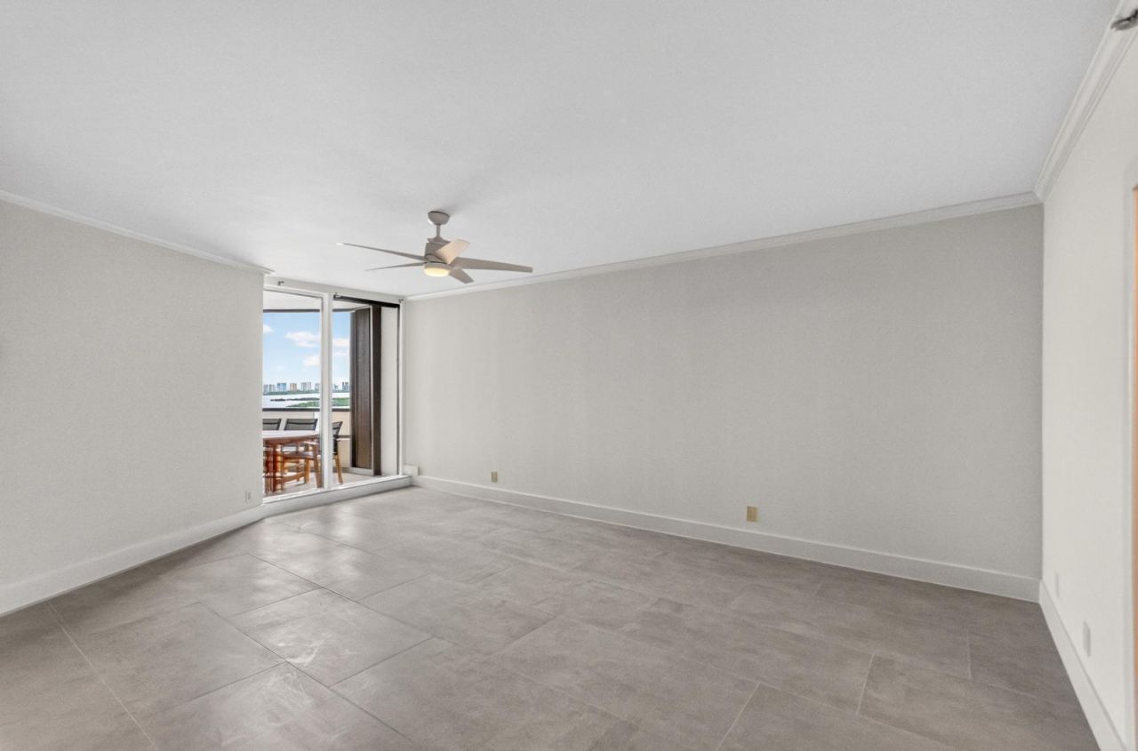 100 Lakeshore Drive, Unit 1755, North Palm Beach, FL 33408 Photo