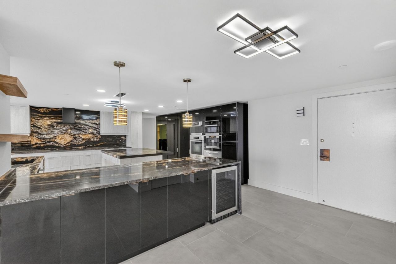 100 Lakeshore Drive, Unit 1755, North Palm Beach, FL 33408 Photo