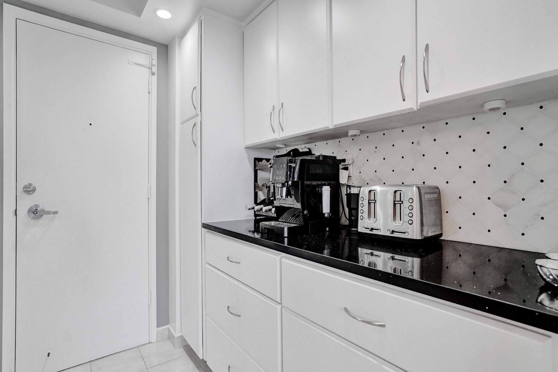 3300 NE 36th Street, Unit 1621, Fort Lauderdale, FL 33308 Photo