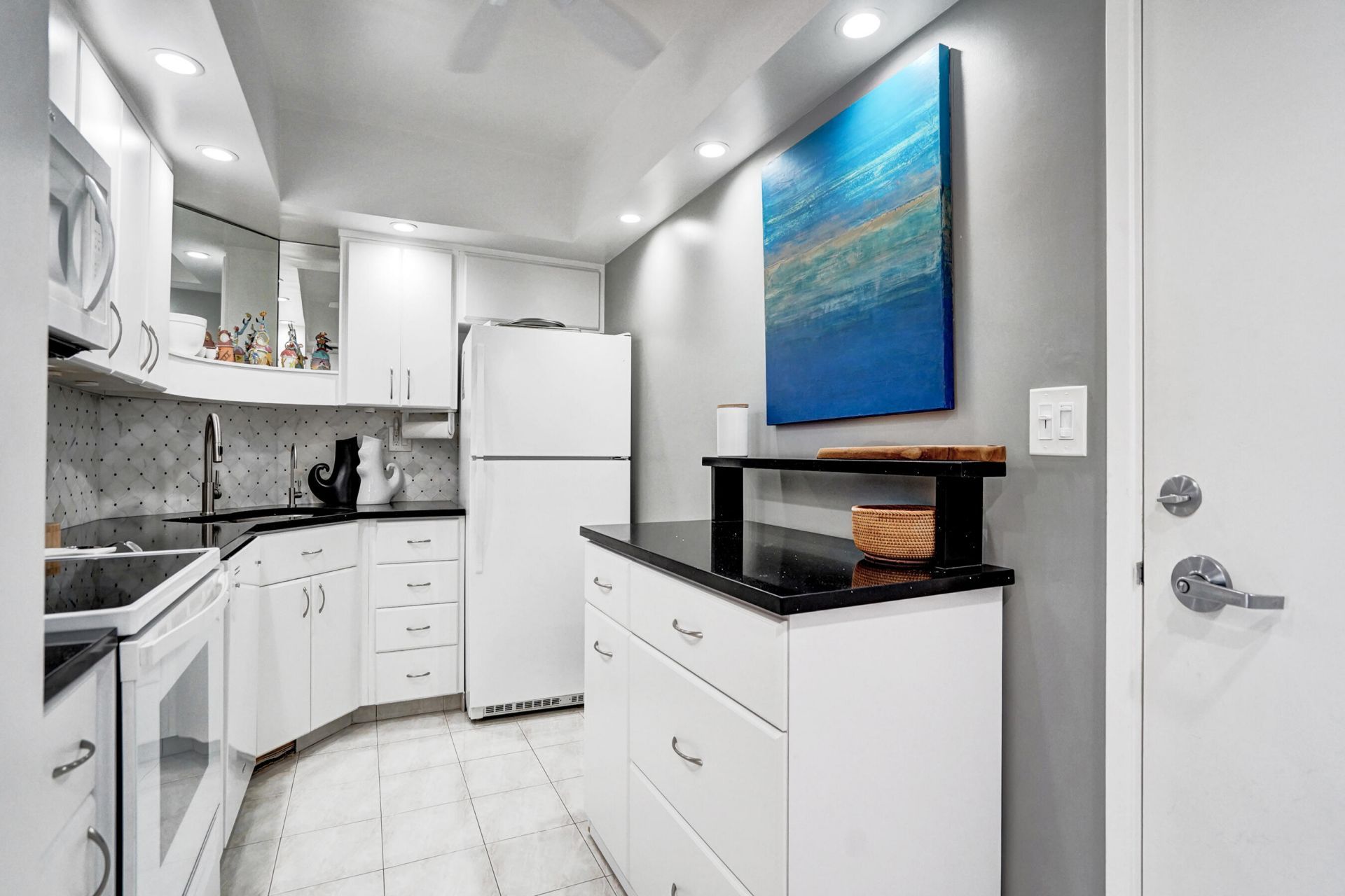 3300 NE 36th Street, Unit 1621, Fort Lauderdale, FL 33308 Photo