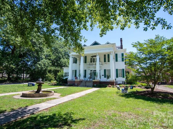 413 S Washington Street , Shelby, NC 28150