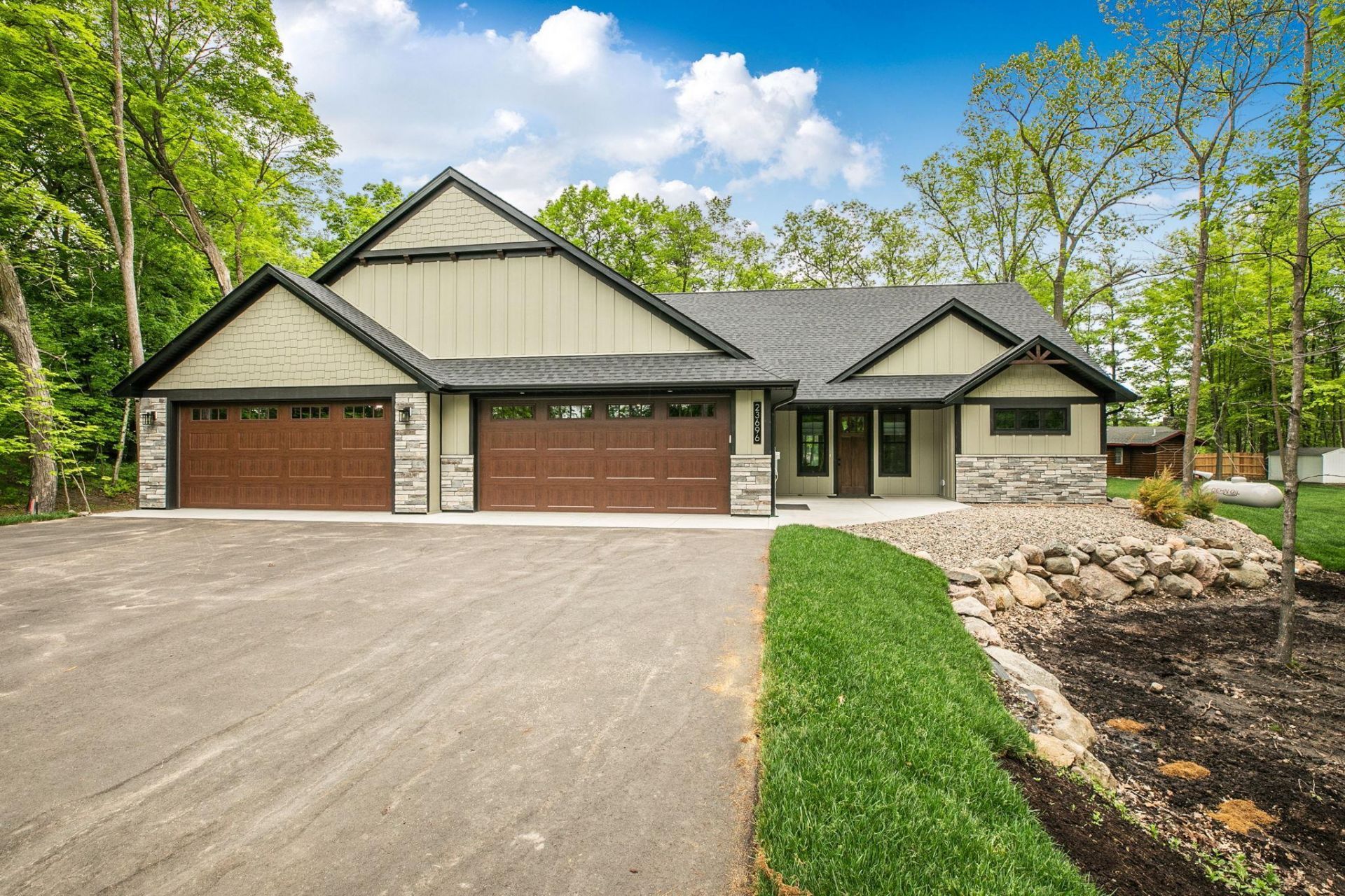23696 Warren Lane , Deerwood, MN 56444