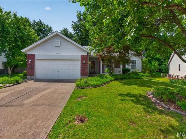 3026 Meadow Wood Drive, St Charles, MO 63303