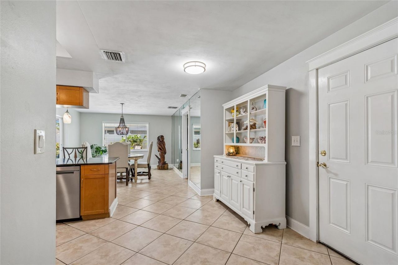 11120 105th Avenue , Largo, FL 33778 Photo