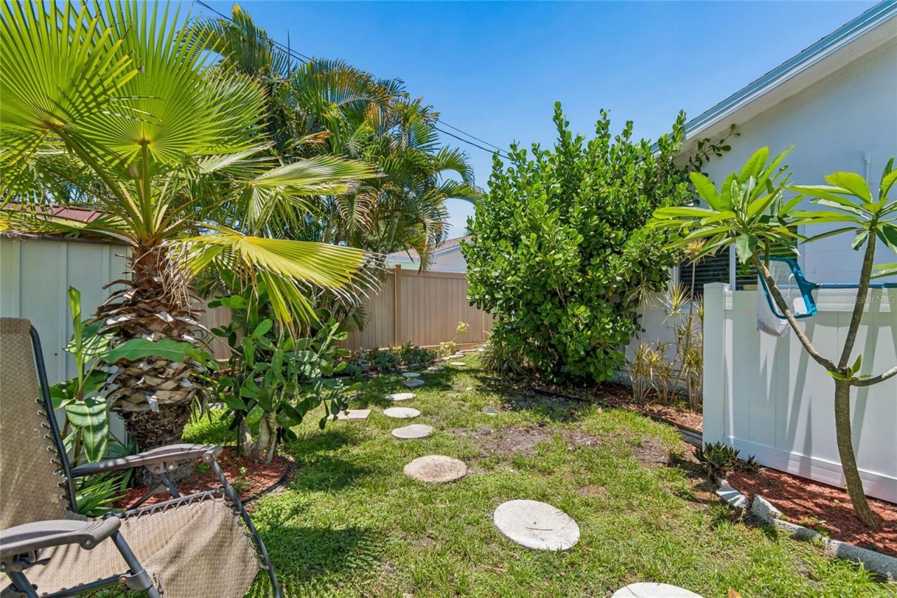 11120 105th Avenue , Largo, FL 33778 Photo