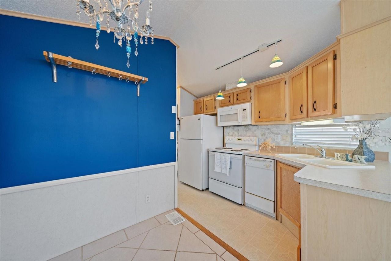 108 Bahia Drive , Palmetto, FL 34221 Photo