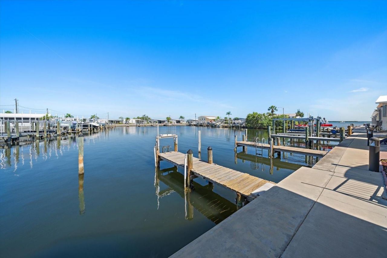 108 Bahia Drive , Palmetto, FL 34221 Photo