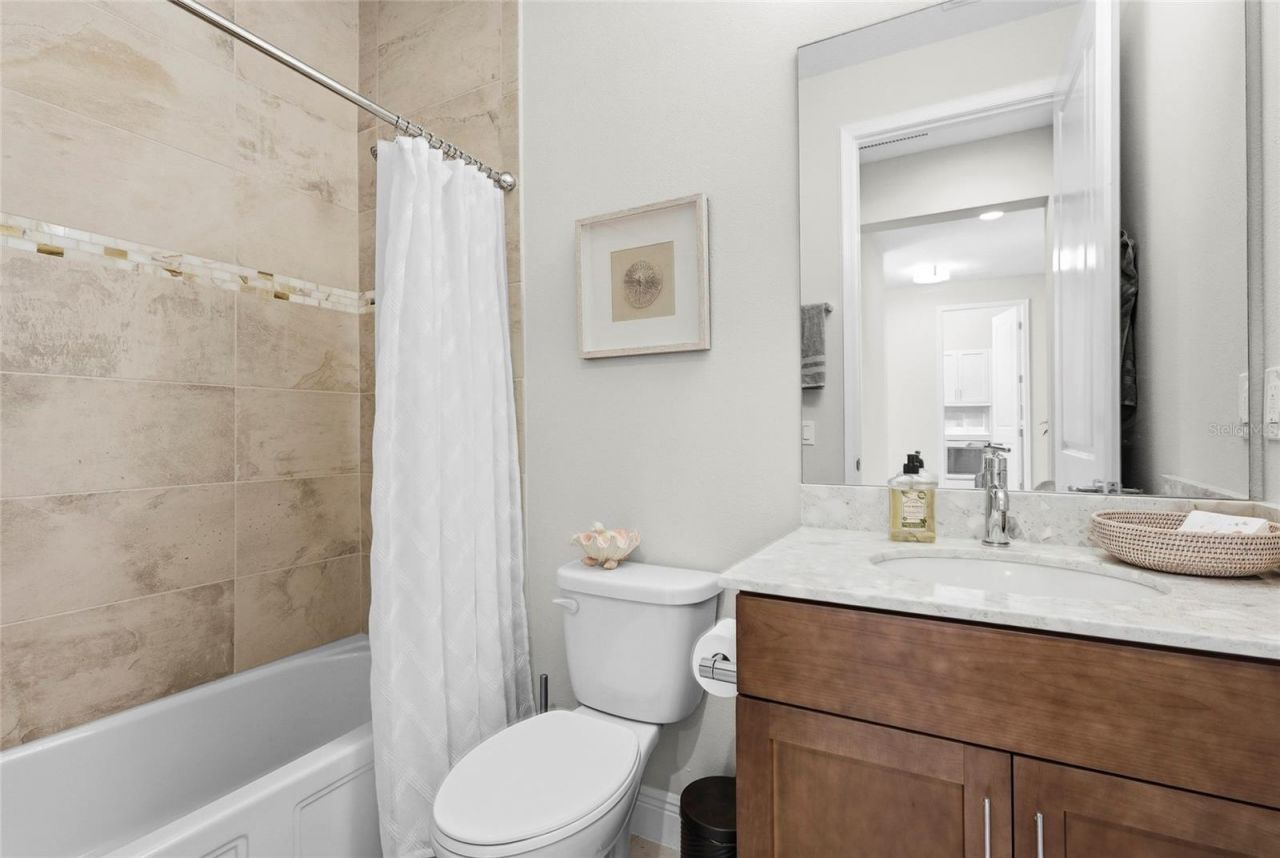 7523 Campus Cove , Sarasota, FL 34243 Photo