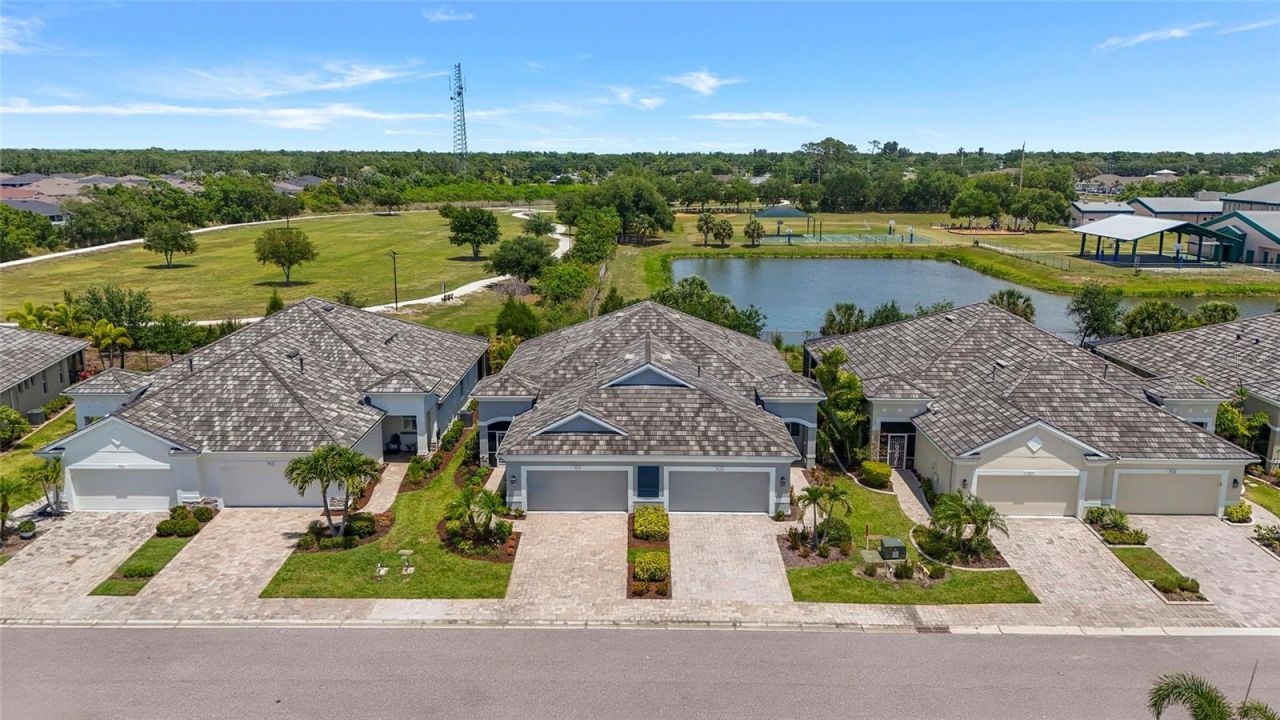 7523 Campus Cove , Sarasota, FL 34243 Photo