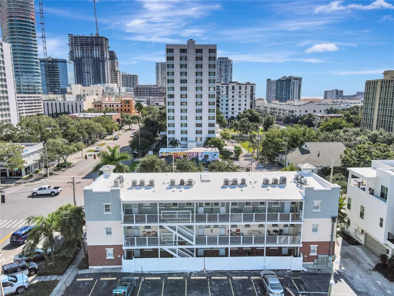 201 6th Street S, Unit 102, Saint Petersburg, FL 33701 Photo