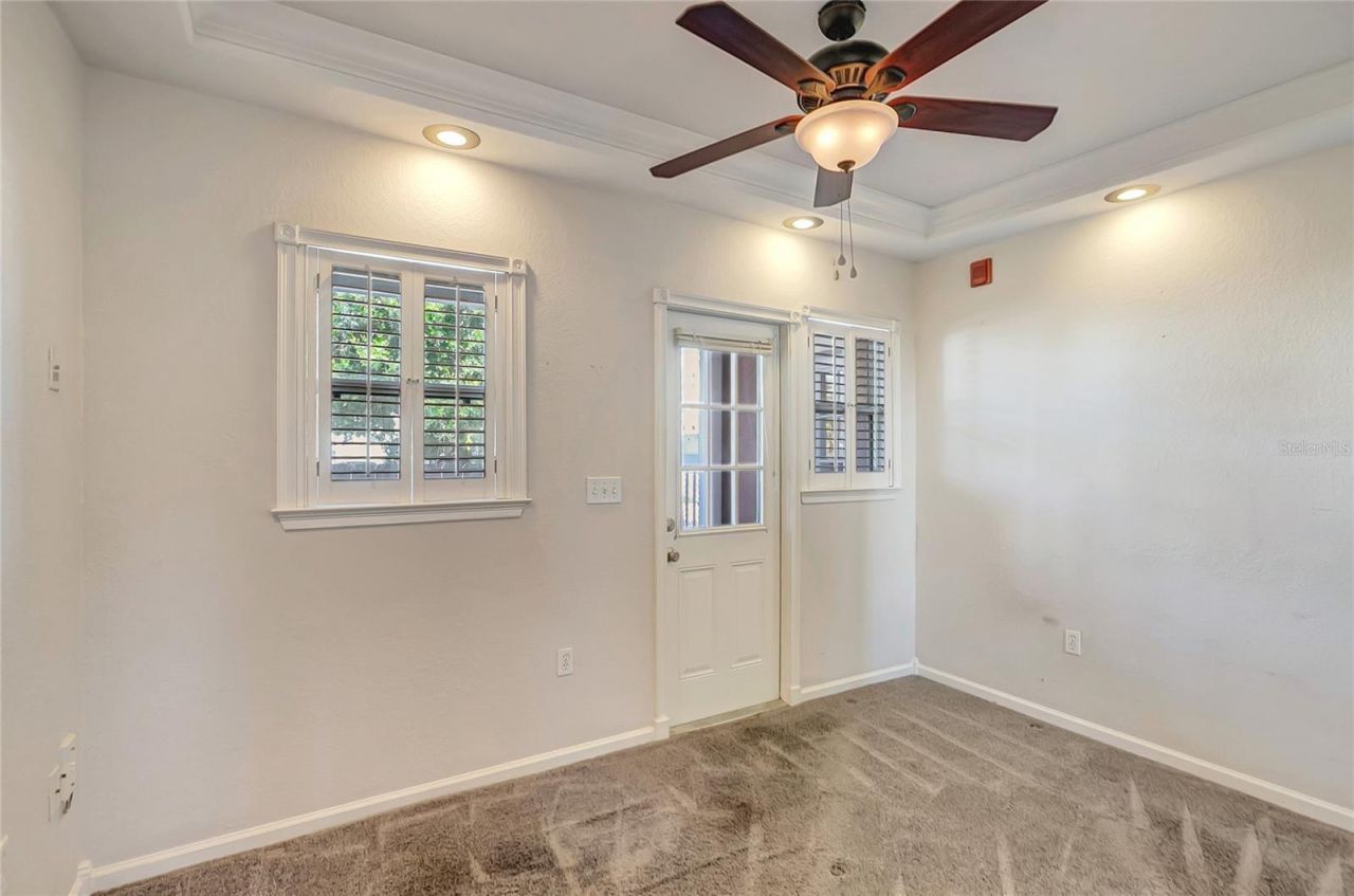 201 6th Street S, Unit 102, Saint Petersburg, FL 33701 Photo