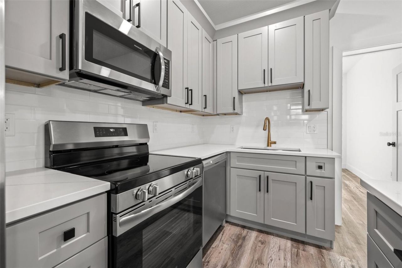 2830 2nd Avenue N, Unit 2, Saint Petersburg, FL 33713 Photo