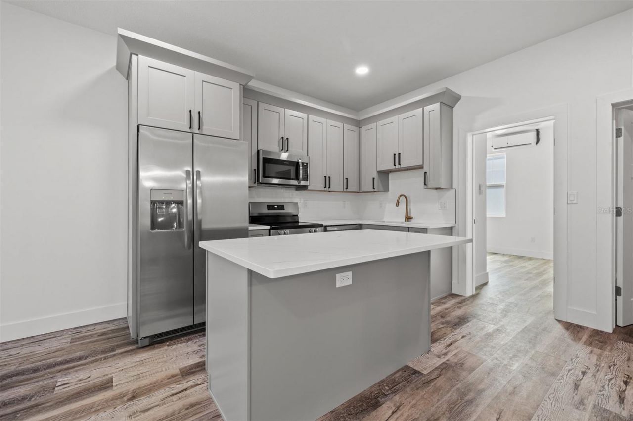 2830 2nd Avenue N, Unit 2, Saint Petersburg, FL 33713 Photo