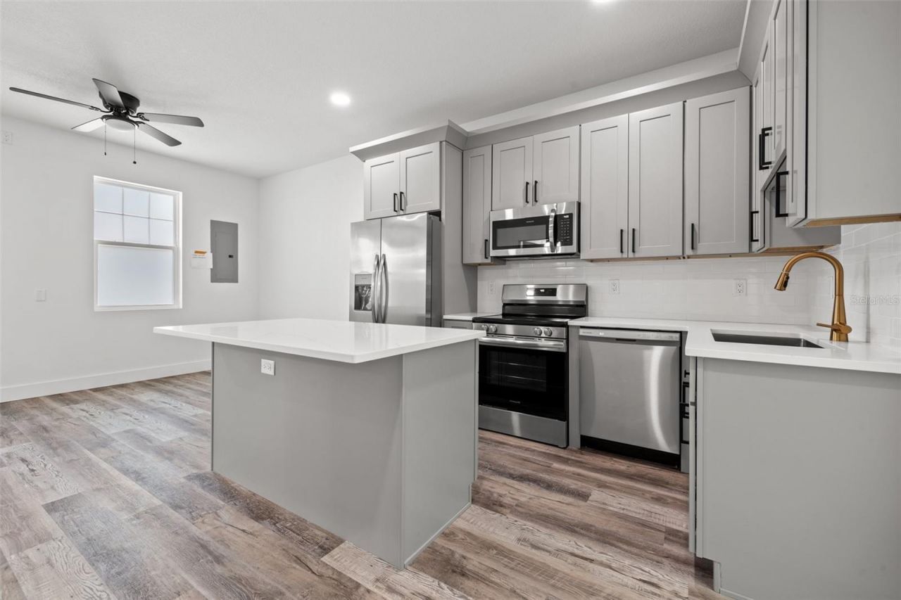 2830 2nd Avenue N, Unit 2, Saint Petersburg, FL 33713 Photo
