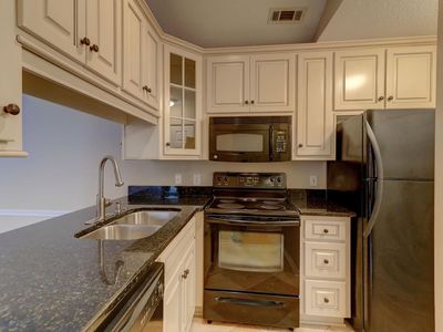 188 Midland Parkway, Unit 222, Summerville, SC 29485