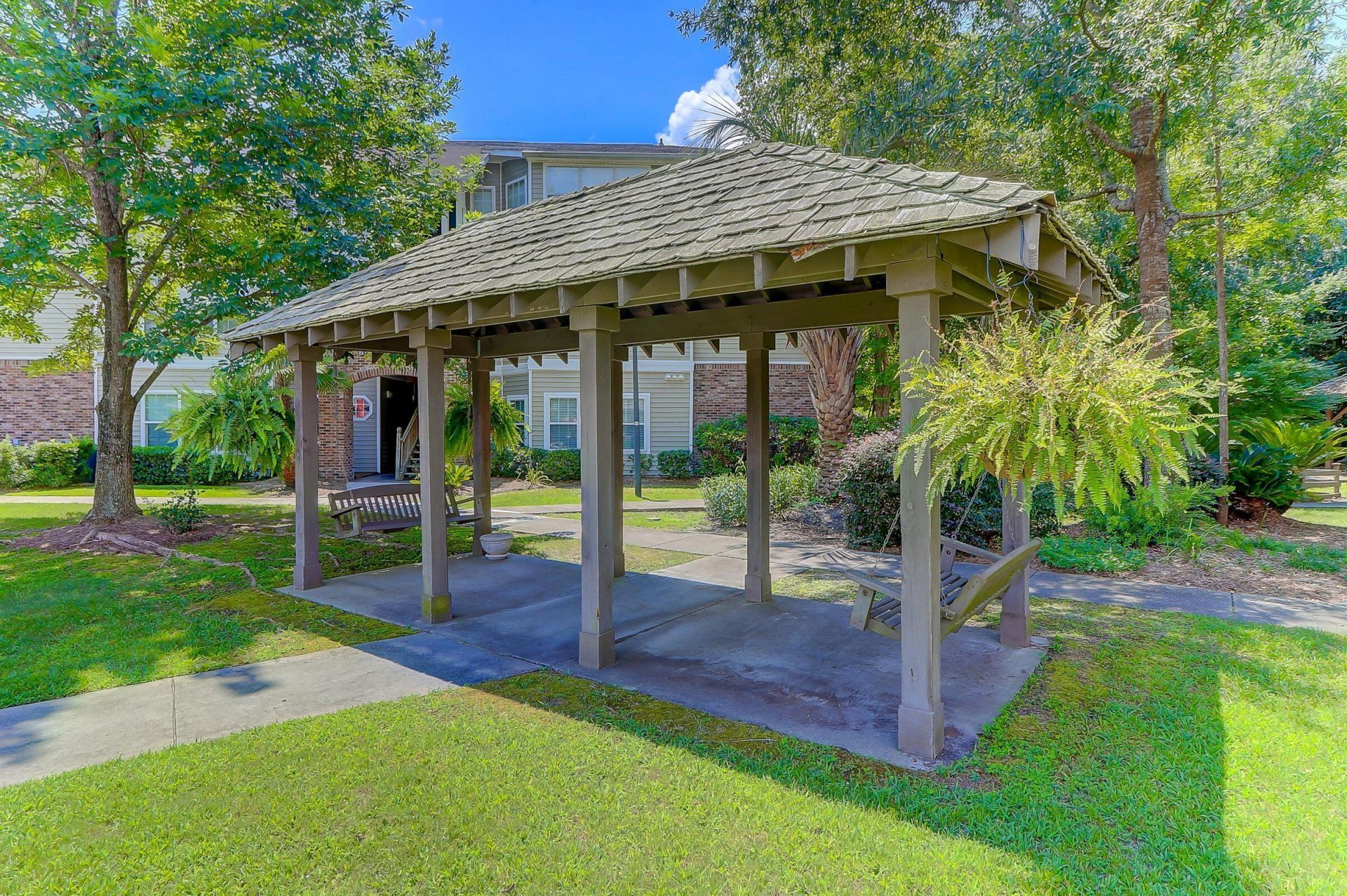 188 Midland Parkway Photo 22