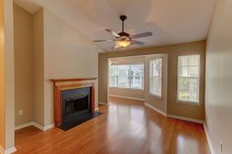 188 Midland Parkway photo 4