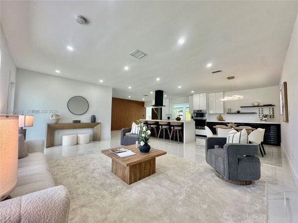 1446 Scott St, Hollywood, FL 33020