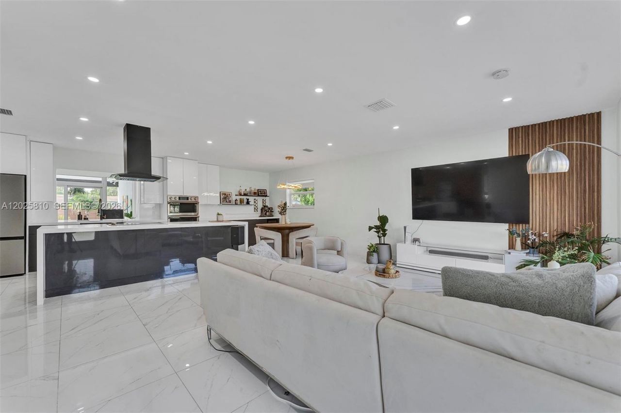 1446 Scott St, Hollywood, FL 33020 Photo