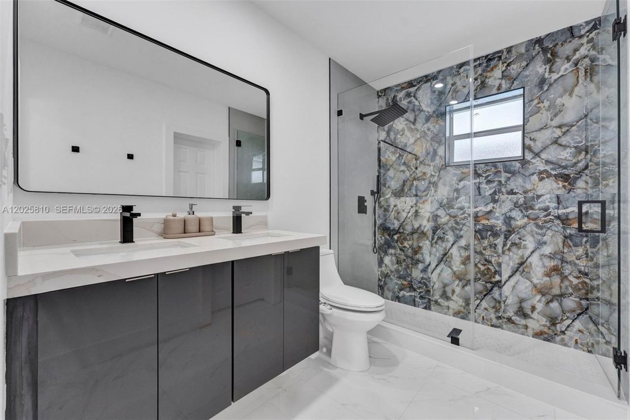 1446 Scott St, Hollywood, FL 33020 Photo
