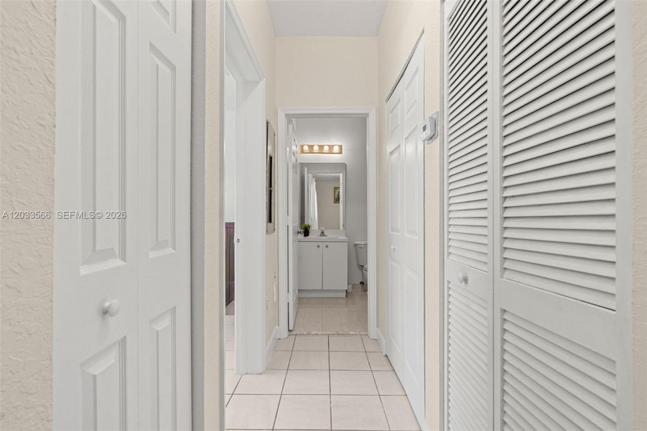 2741 NE 4th St , Unit 202, Homestead, FL 33033 Photo