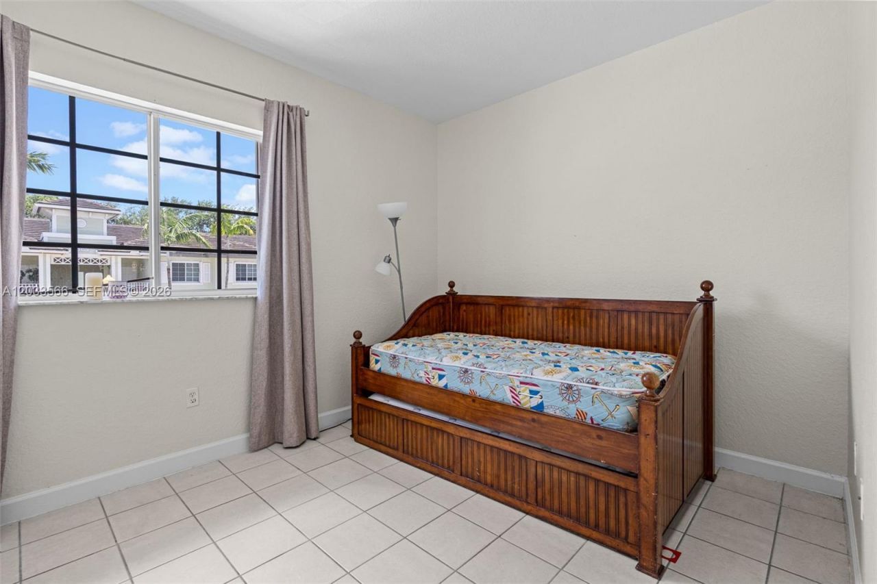 2741 NE 4th St , Unit 202, Homestead, FL 33033 Photo