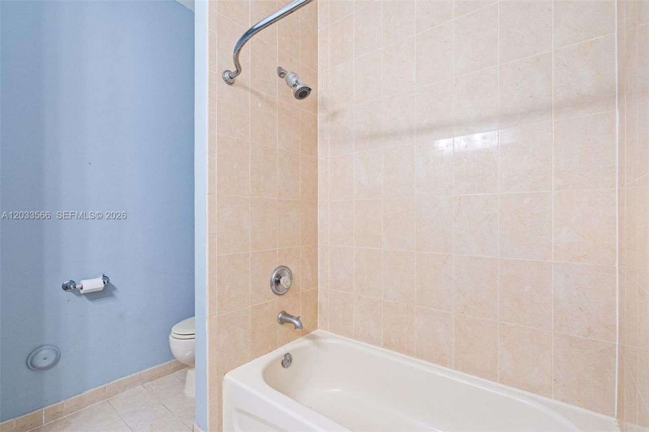 2741 NE 4th St , Unit 202, Homestead, FL 33033 Photo
