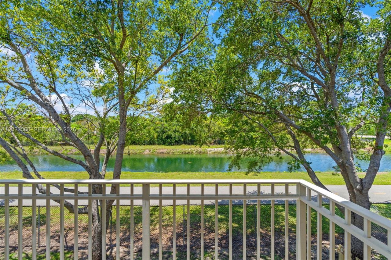 2741 NE 4th St , Unit 202, Homestead, FL 33033 Photo