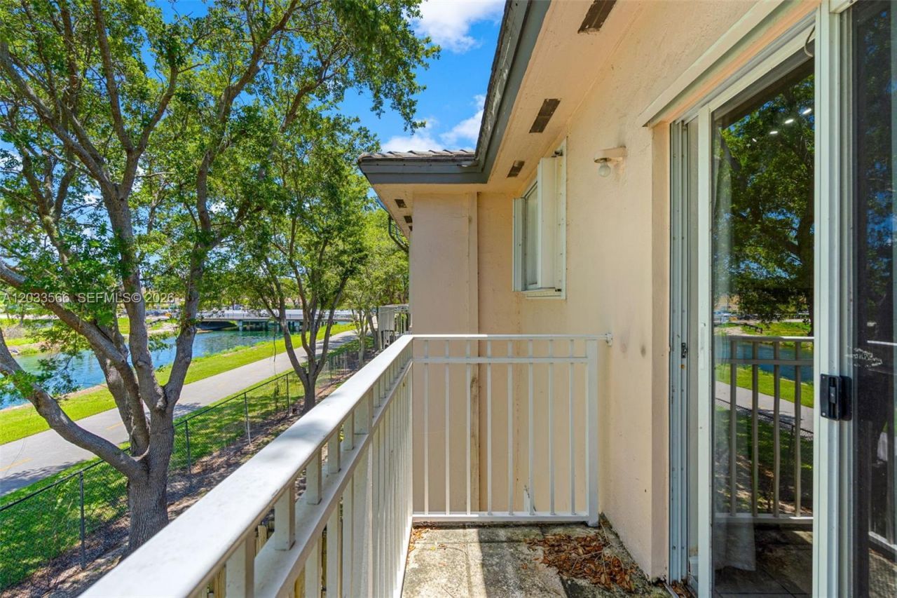 2741 NE 4th St , Unit 202, Homestead, FL 33033 Photo