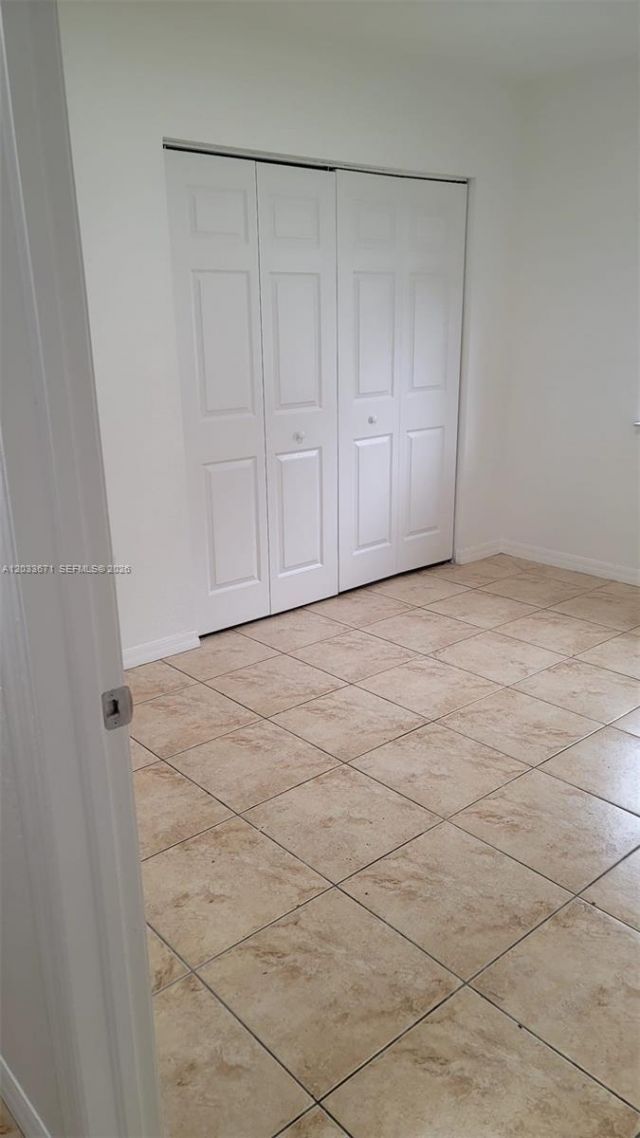 3250 NW 94 St, Miami, FL 33147 Photo