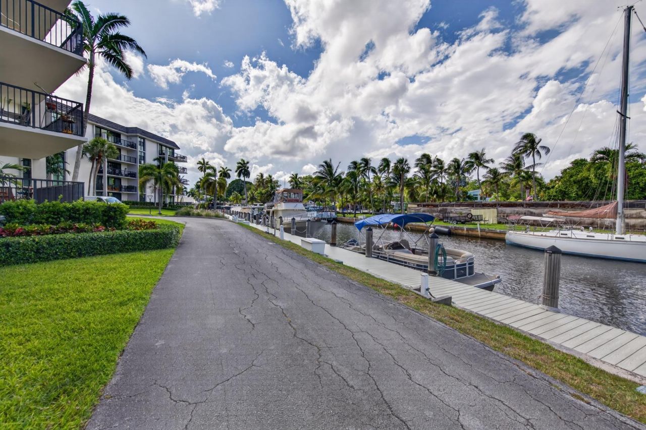 1301 River Reach Drive , Unit 110, Fort Lauderdale, FL 33315 Photo