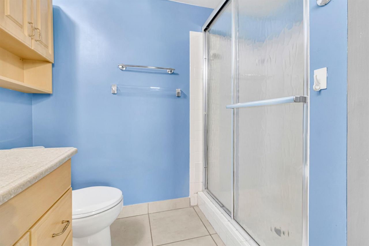 5510 Lakeside Drive , Unit 202, Margate, FL 33063 Photo