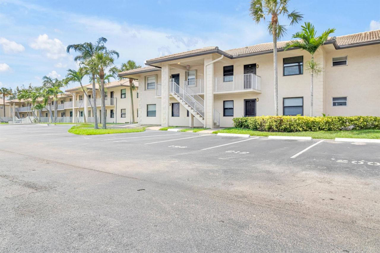 5510 Lakeside Drive , Unit 202, Margate, FL 33063 Photo