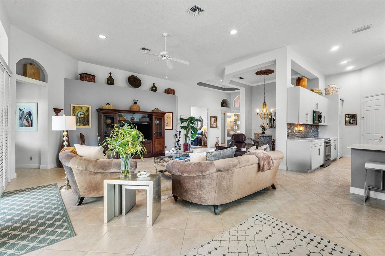 8192 Spyglass Drive , West Palm Beach, FL 33412 Photo