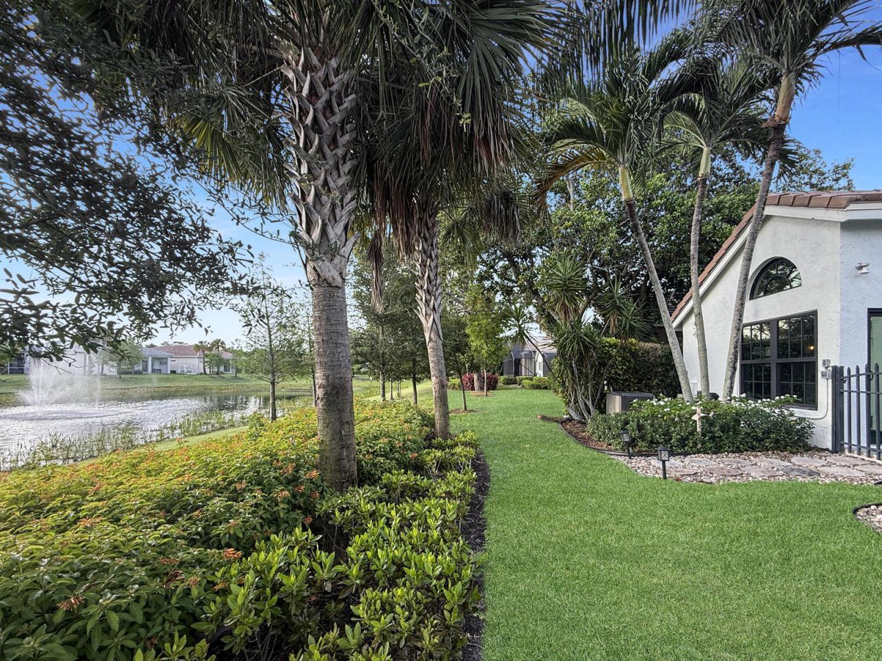 240 Sherwood Forest Drive , Delray Beach, FL 33445 Photo