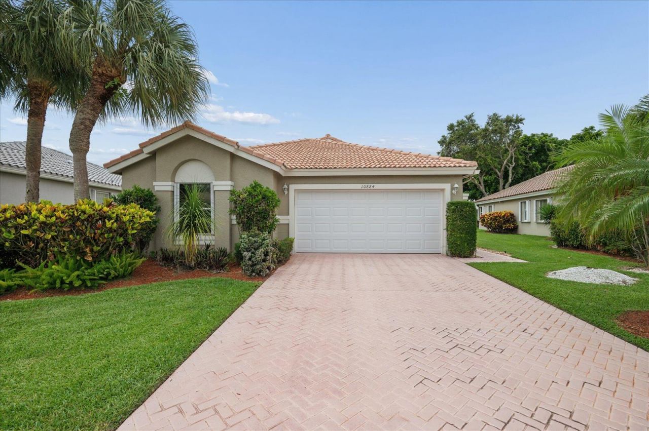 10884 Royal Caribbean Circle , Boynton Beach, FL 33437 Photo