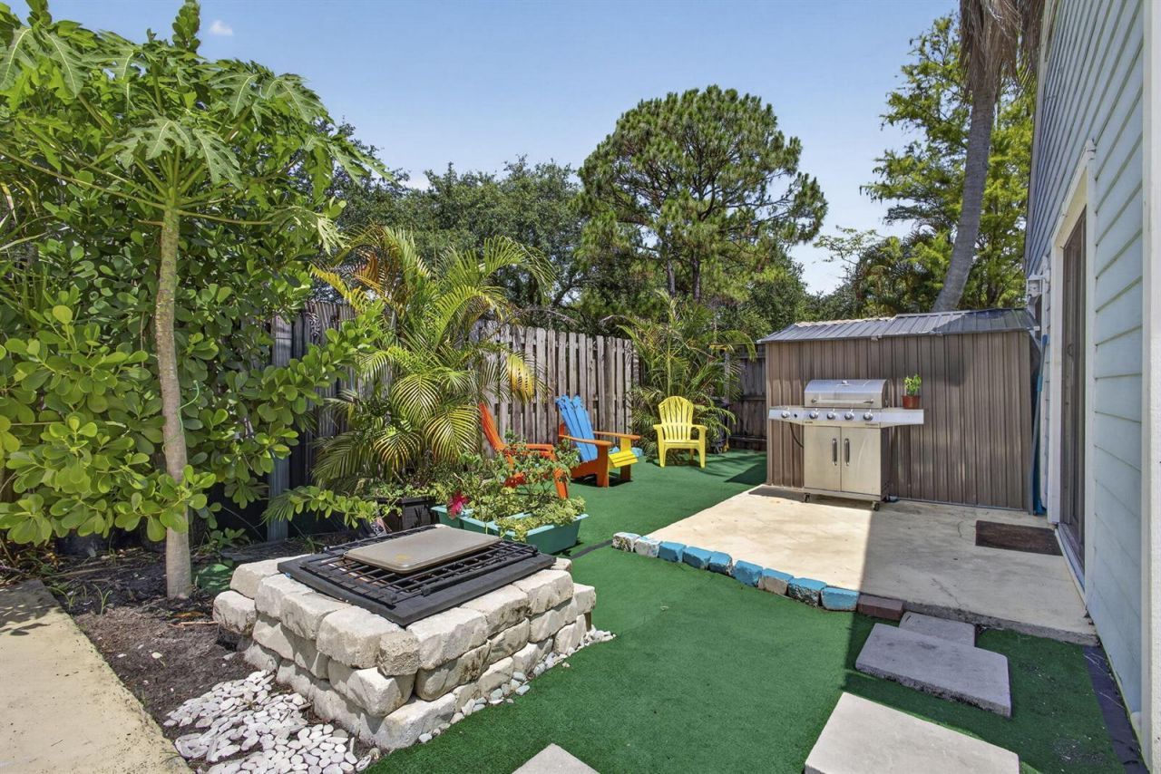 537 Goldenwood Way , Wellington, FL 33414 Photo