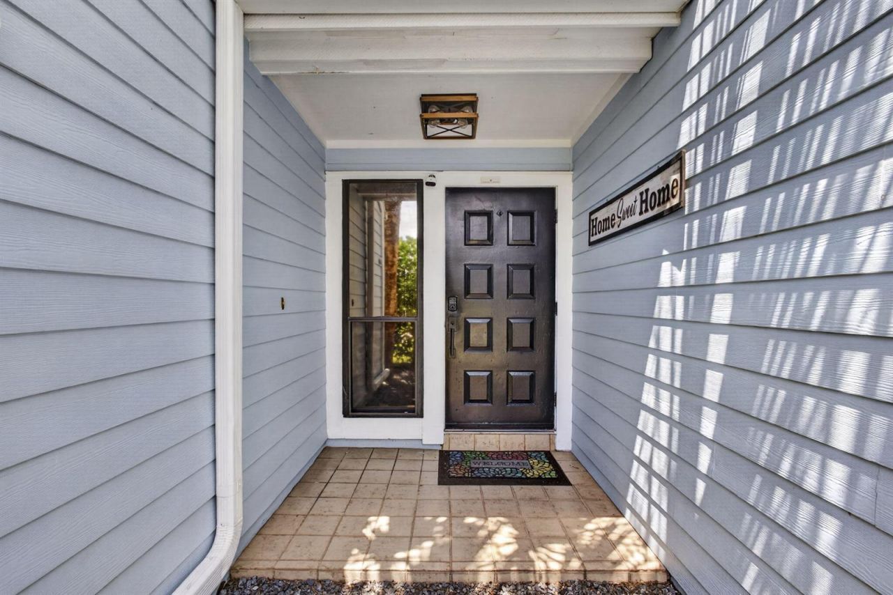 537 Goldenwood Way , Wellington, FL 33414 Photo